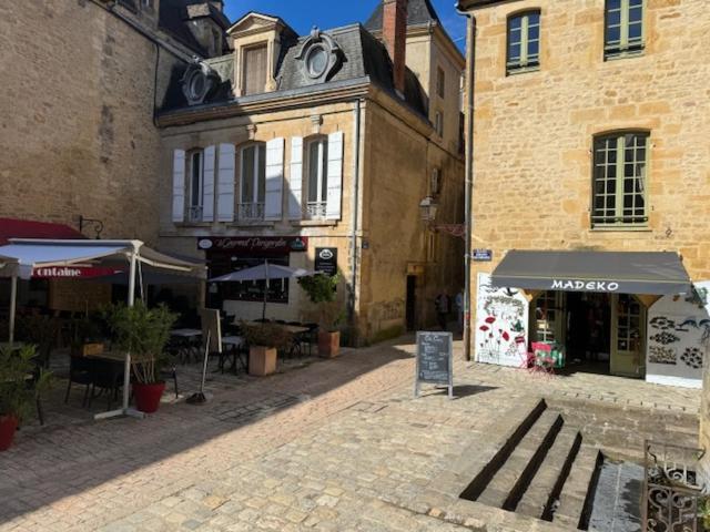 Le Studio Duo Cite Medieval Sarlat Dış mekan fotoğraf